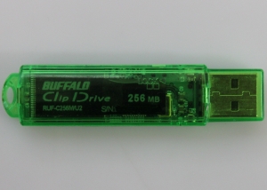 Buffalo USBメモリー　RUF C256M/U2