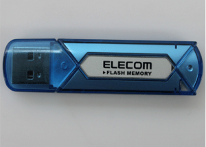Elecom USBメモリーMF-AU2A08GBS