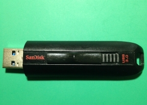 sandisk extreme_SDCZ80-032G-G46 USB